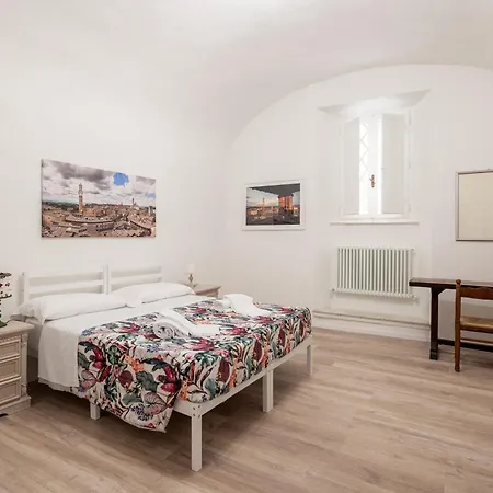 San Quirico Gallery Apartment *